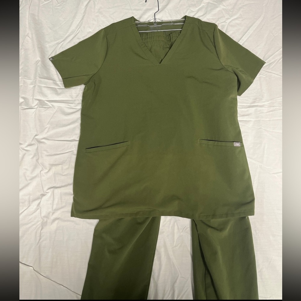COPY - Figs scrubs